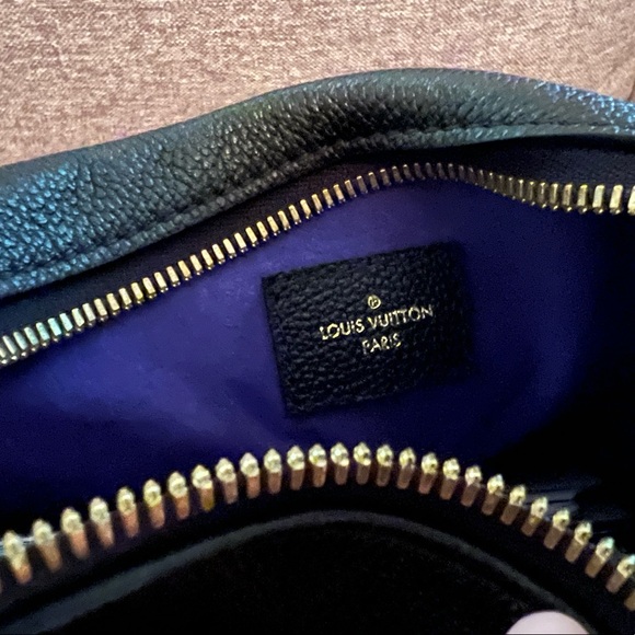 AUTHENTIC Louis Vuitton LEATHER Maida Hobo - Picture 7 of 10